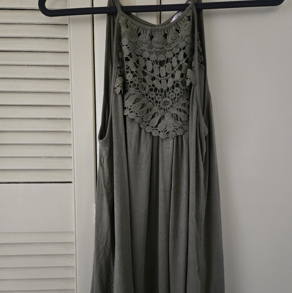 Elegant Gray Lace Maxi Dress